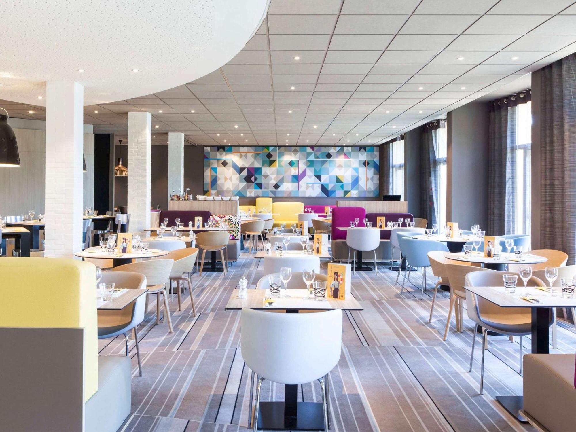 Novotel Saint-Quentin En Yvelines Magny-les-Hameaux Exterior foto