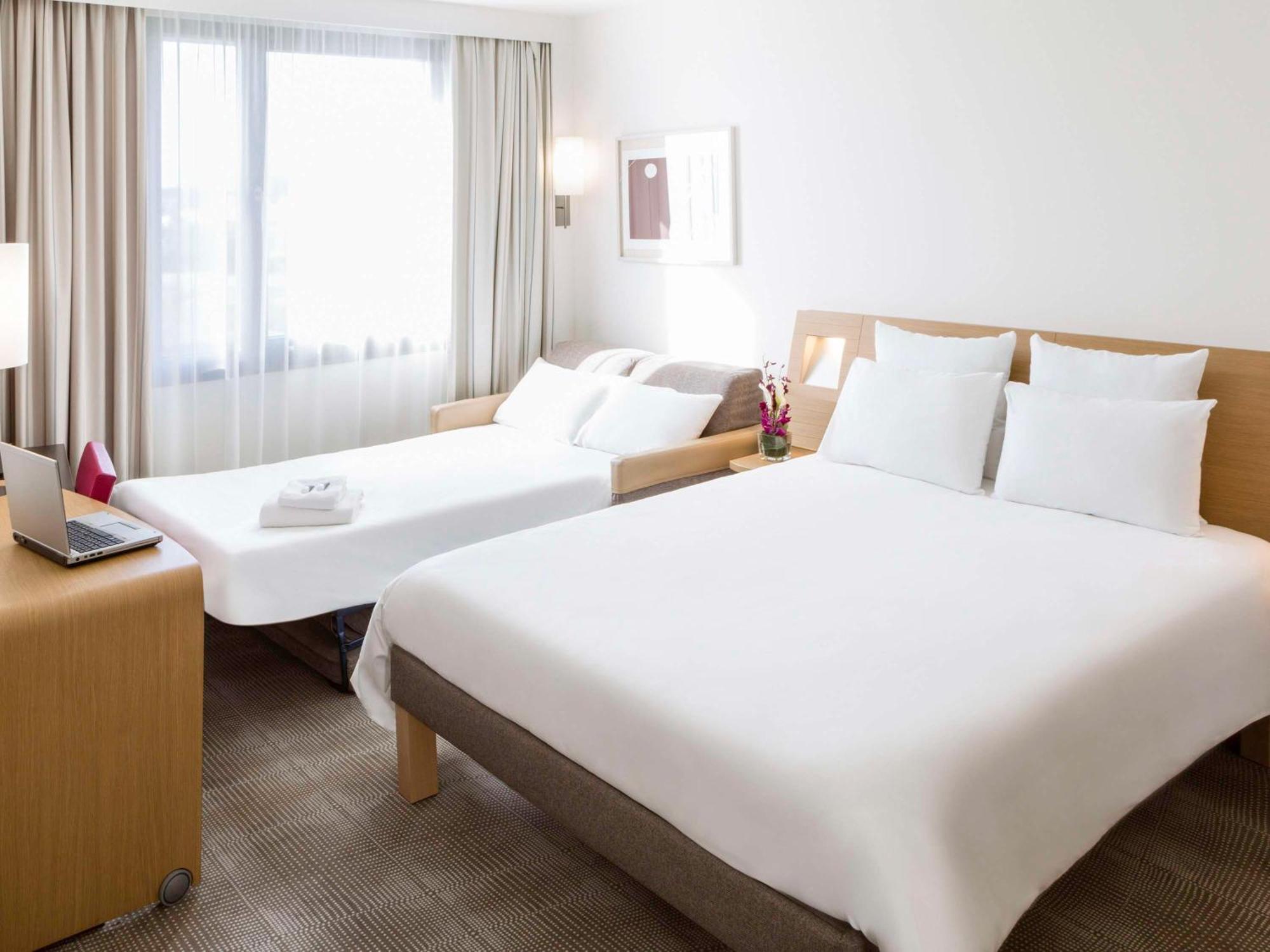 Novotel Saint-Quentin En Yvelines Magny-les-Hameaux Exterior foto